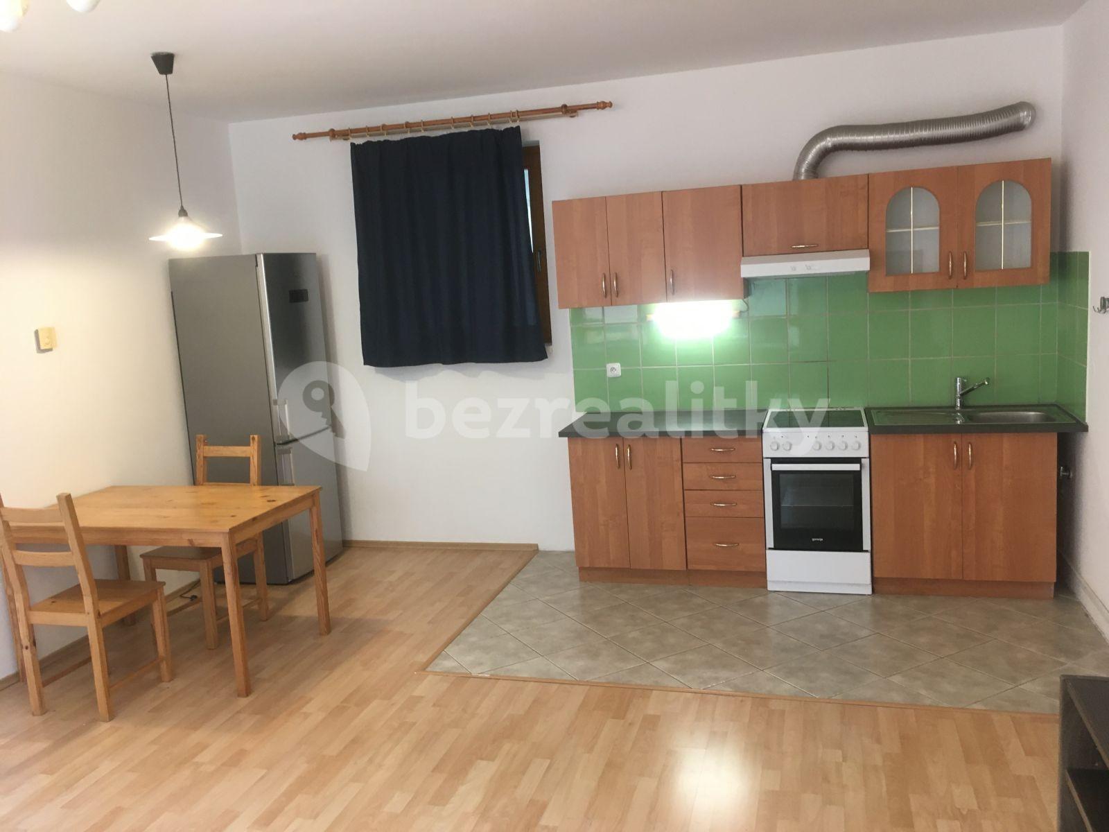 Prenájom bytu 3-izbový 65 m², Rostovská, Praha, Praha