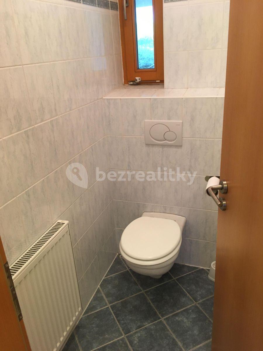 Prenájom bytu 3-izbový 65 m², Rostovská, Praha, Praha