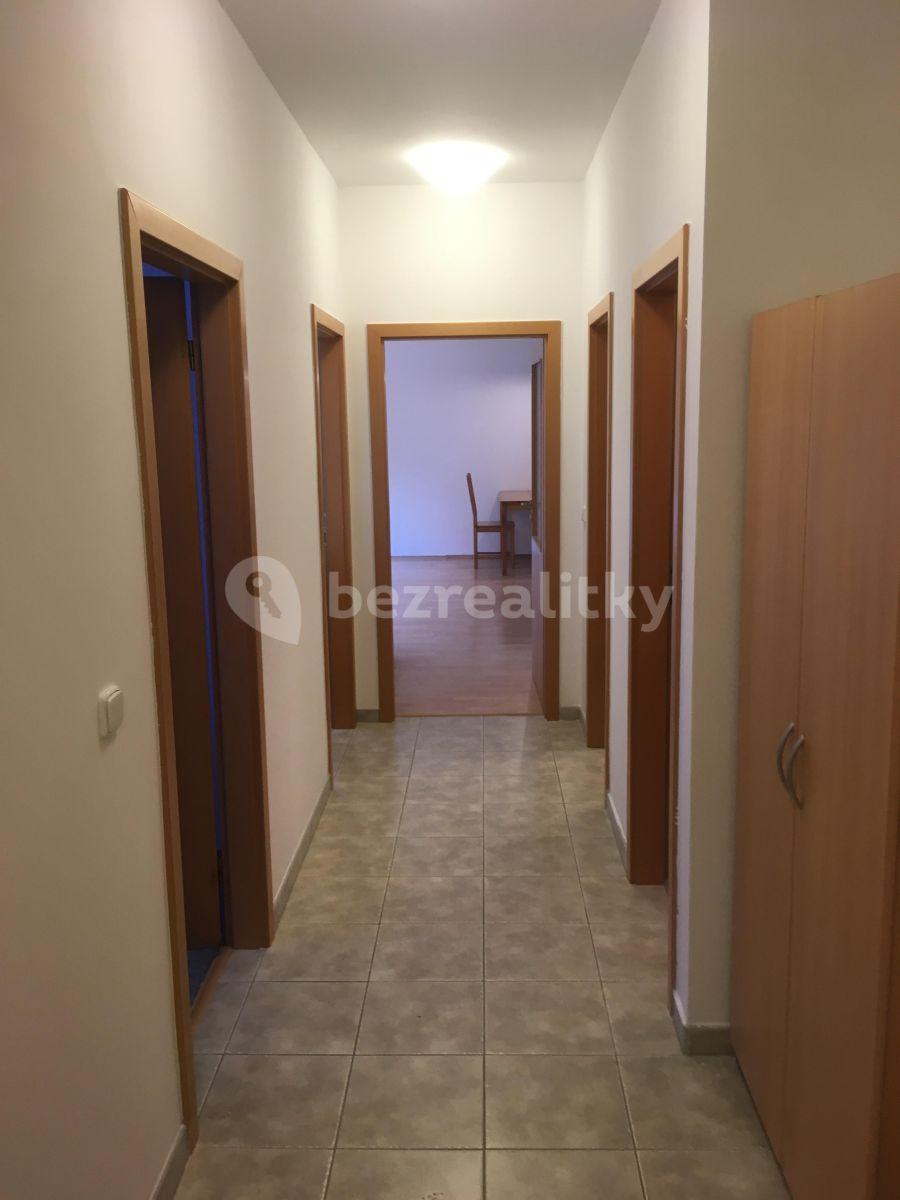 Prenájom bytu 3-izbový 65 m², Rostovská, Praha, Praha