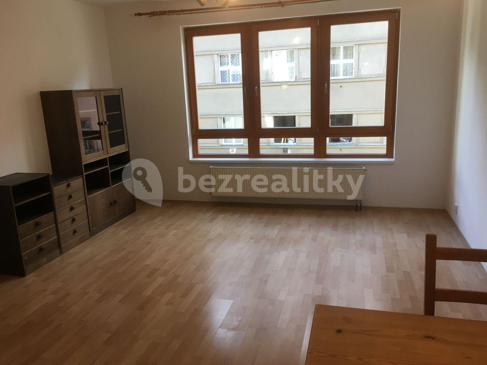 Prenájom bytu 3-izbový 65 m², Rostovská, Praha, Praha