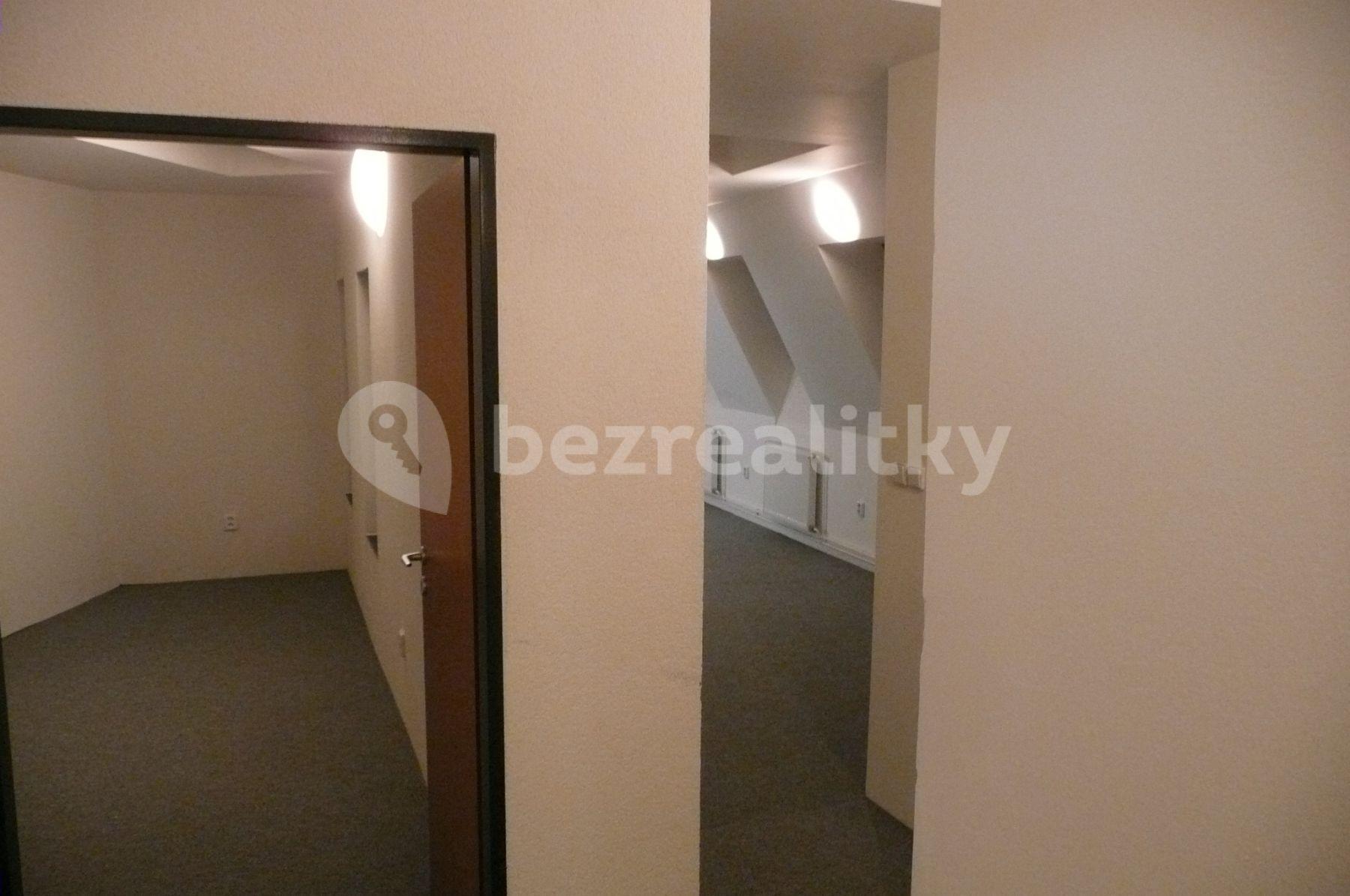 Prenájom bytu 3-izbový 82 m², Sokolská, Liberec, Liberecký kraj