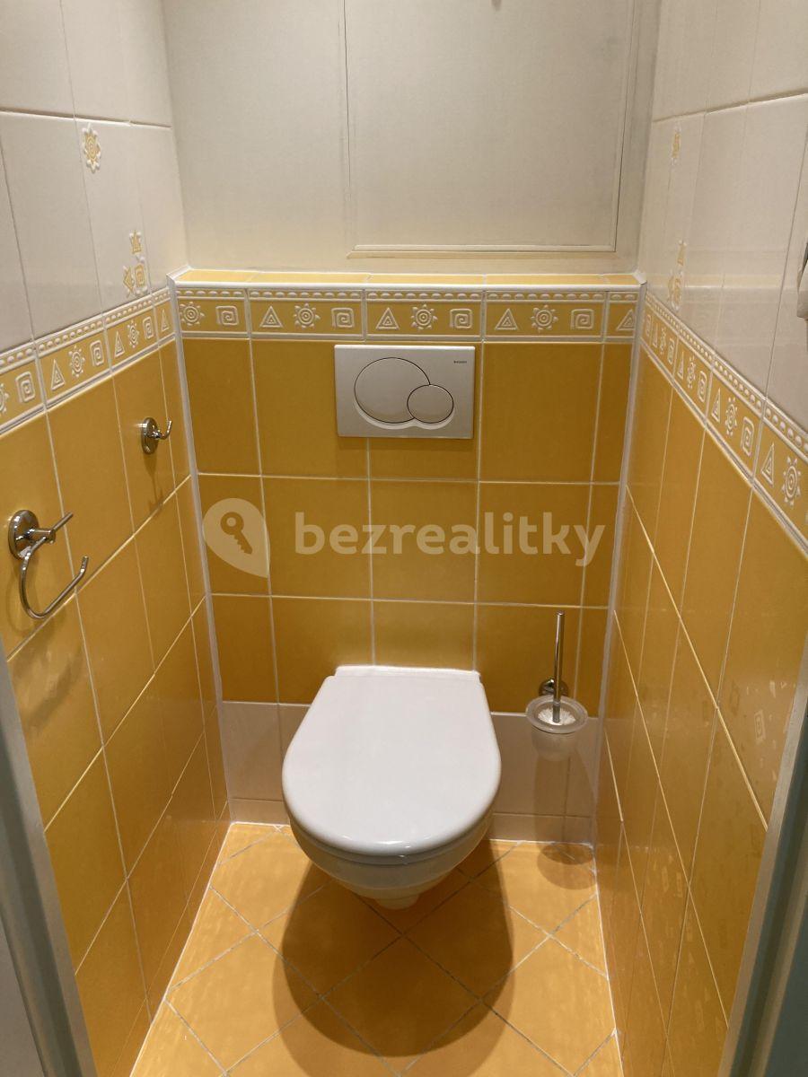 Prenájom bytu 1-izbový 37 m², Troilova, Praha, Praha