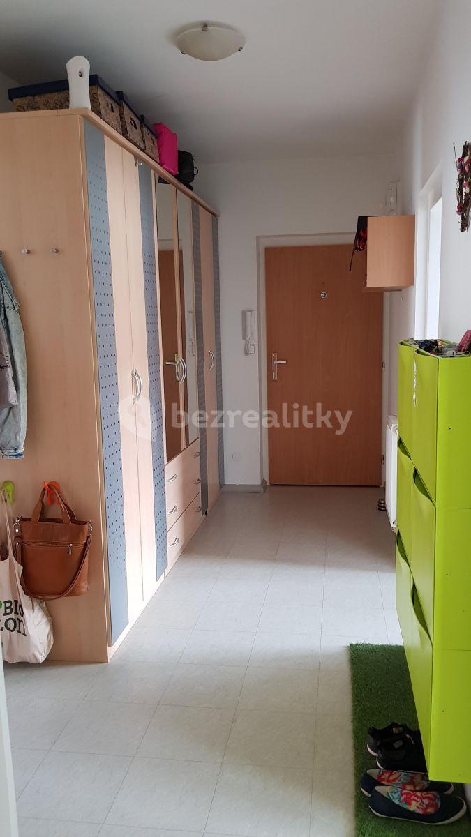 Prenájom bytu 2-izbový 62 m², Gen. Peřiny, Hustopeče, Jihomoravský kraj