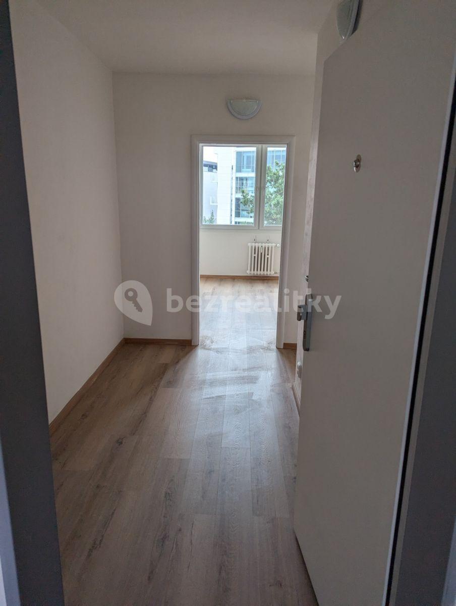 Prenájom bytu 2-izbový 40 m², Plamínkové, Praha, Praha