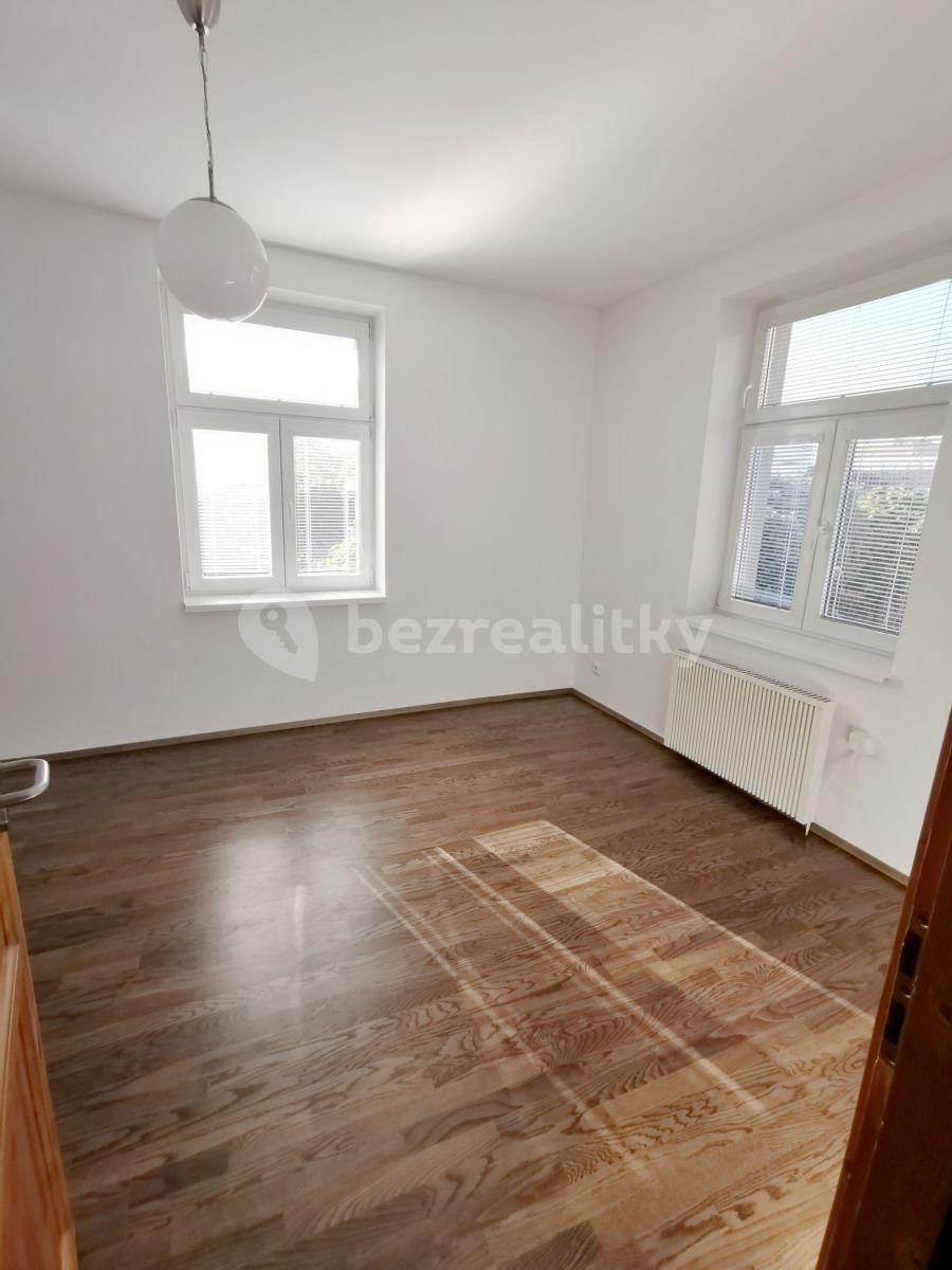 Prenájom bytu 3-izbový 64 m², Na Slovance, Praha, Praha