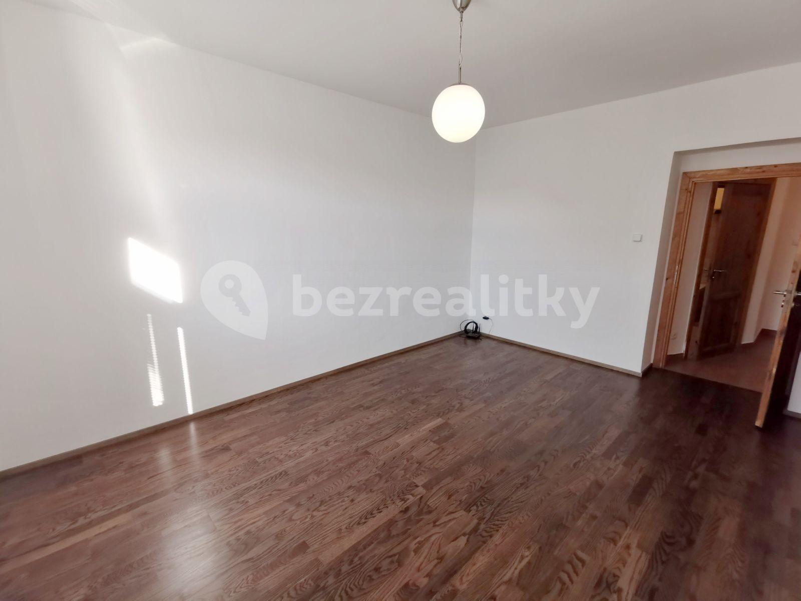 Prenájom bytu 3-izbový 64 m², Na Slovance, Praha, Praha