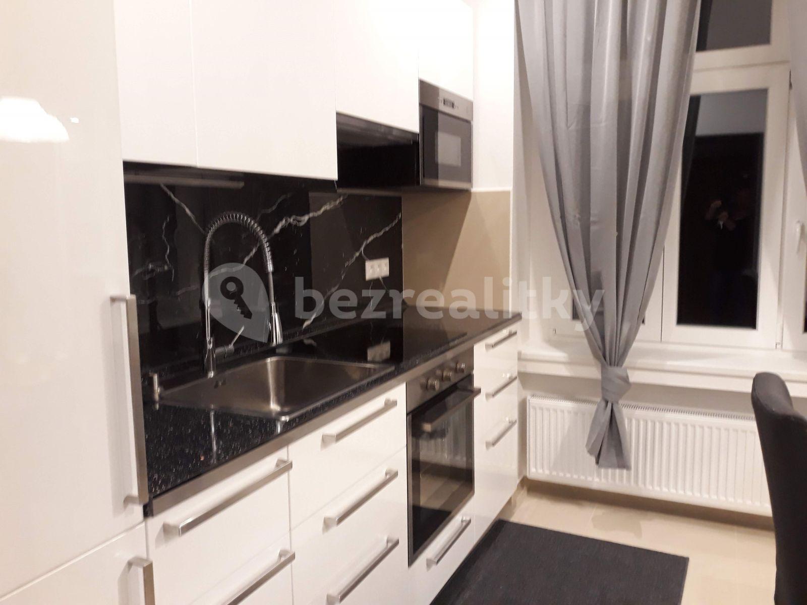 Prenájom bytu 2-izbový 54 m², Nuselská, Praha, Praha