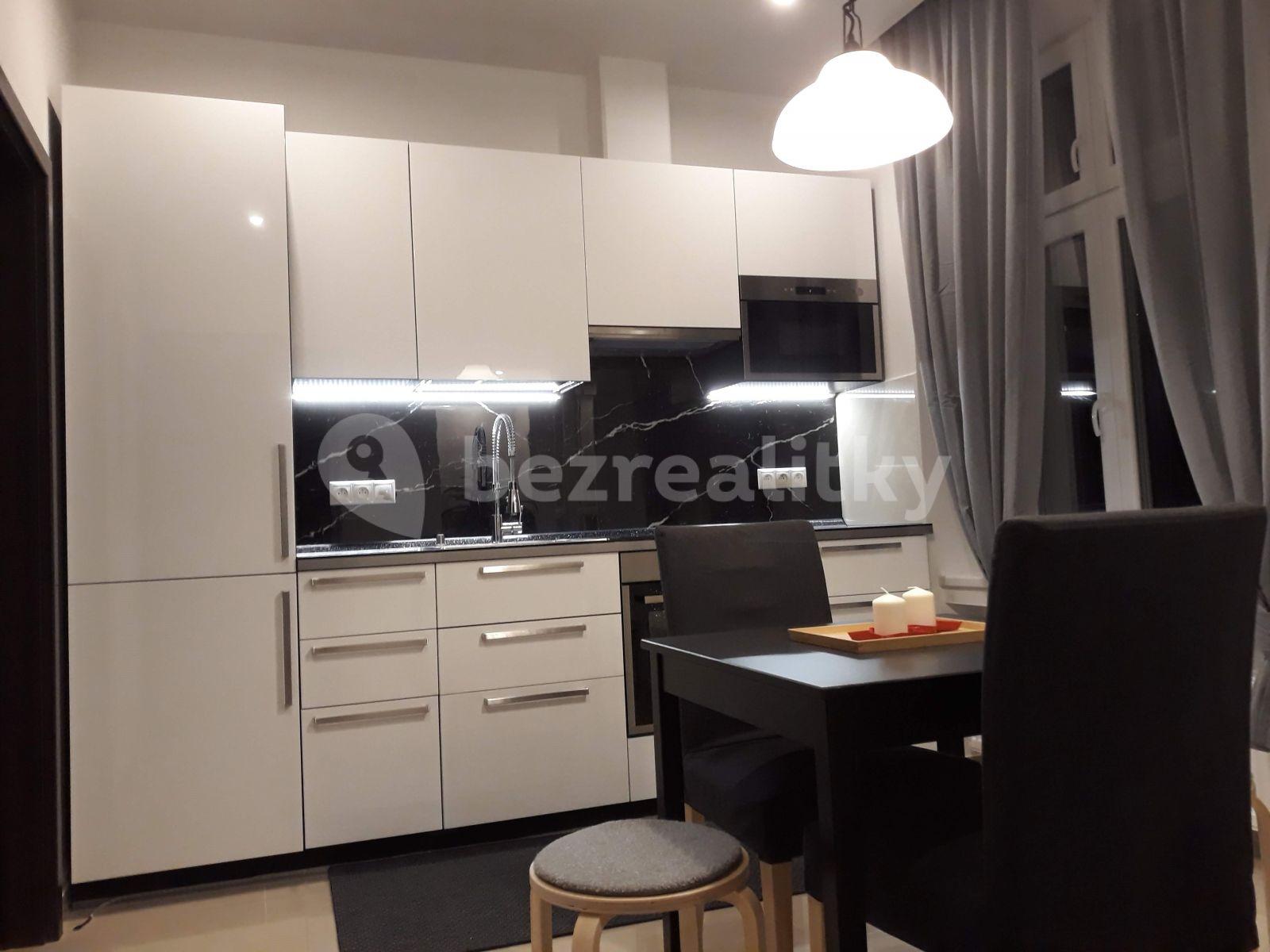 Prenájom bytu 2-izbový 54 m², Nuselská, Praha, Praha