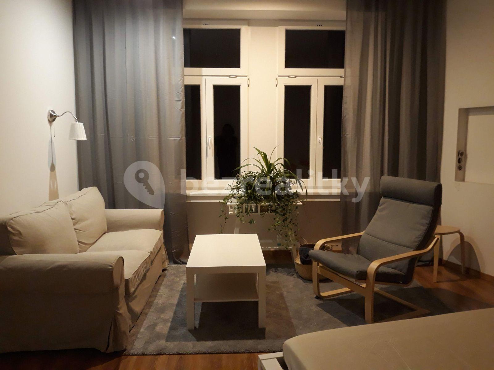 Prenájom bytu 2-izbový 54 m², Nuselská, Praha, Praha