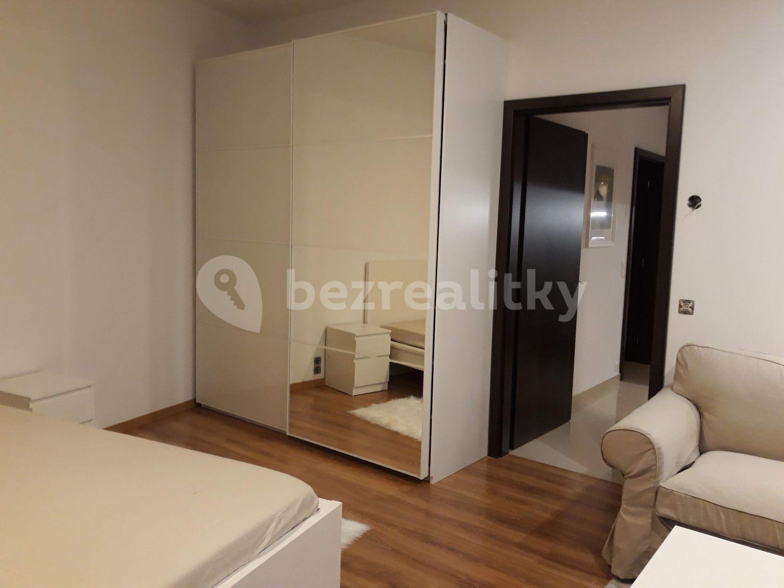 Prenájom bytu 2-izbový 54 m², Nuselská, Praha, Praha