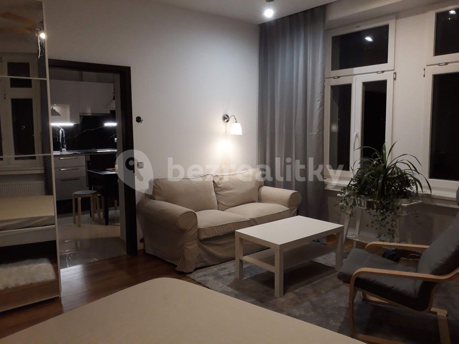 Prenájom bytu 2-izbový 54 m², Nuselská, Praha, Praha