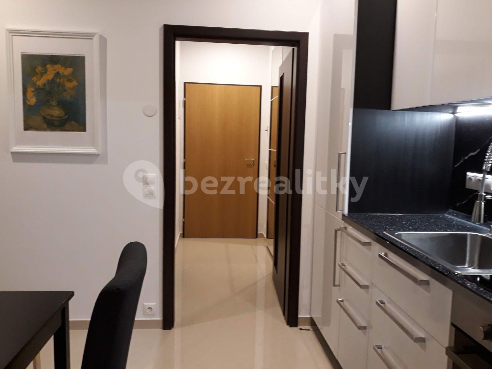 Prenájom bytu 2-izbový 54 m², Nuselská, Praha, Praha