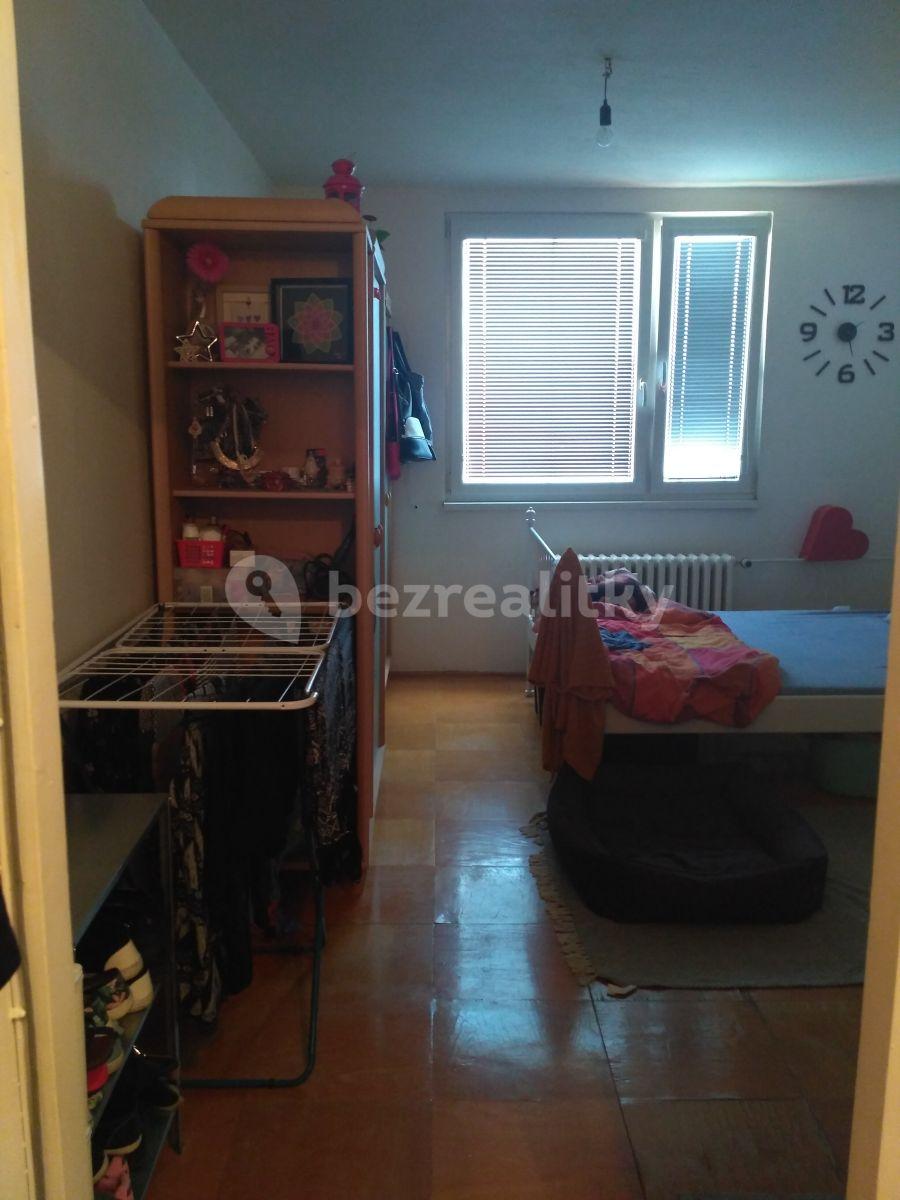 Prenájom bytu Garsoniéra 25 m², Vítězslava Nezvala, Frýdek-Místek, Moravskoslezský kraj