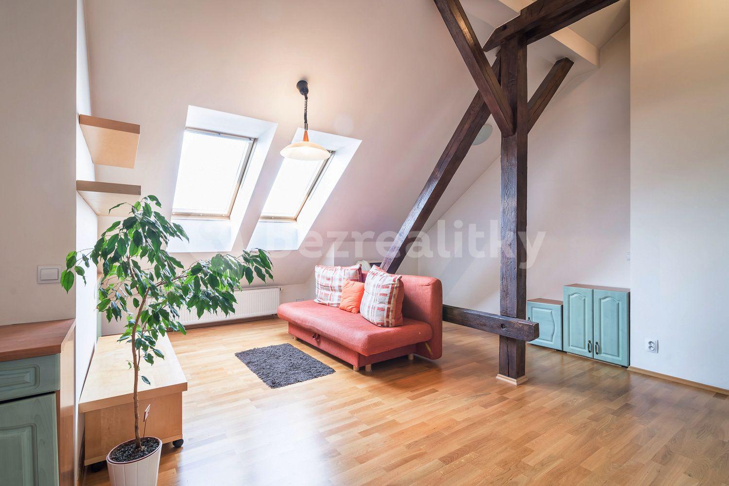 Prenájom bytu 2-izbový 51 m², Poupětova, Praha, Praha