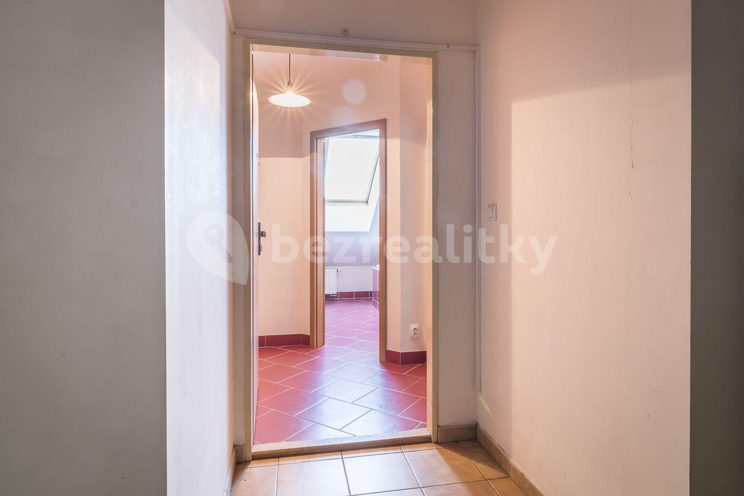 Prenájom bytu 2-izbový 51 m², Poupětova, Praha, Praha