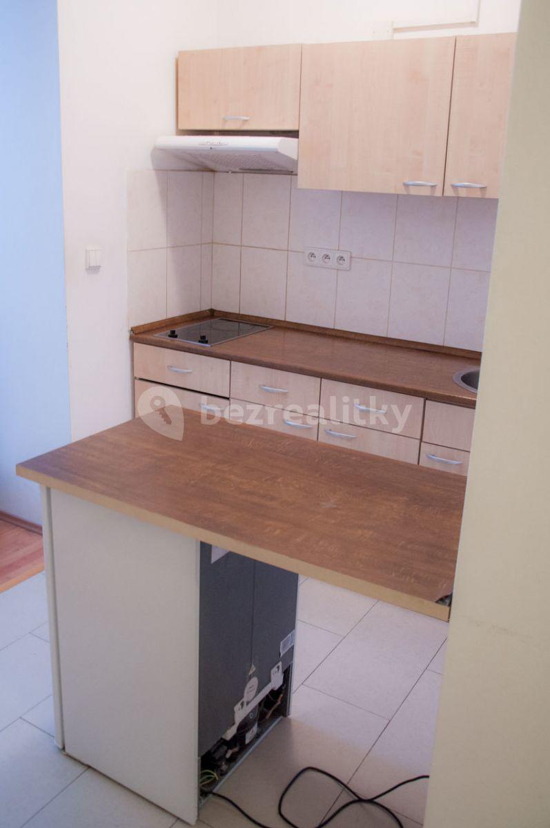 Prenájom bytu 1-izbový 32 m², Bělehradská, Praha, Praha