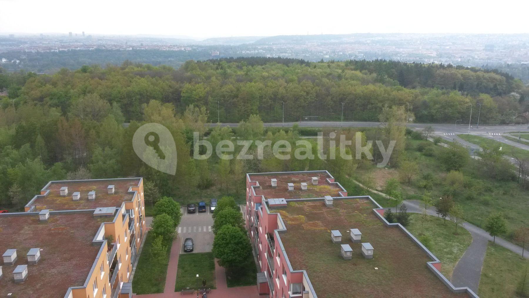 Prenájom bytu 2-izbový 48 m², Hnězdenská, Praha, Praha