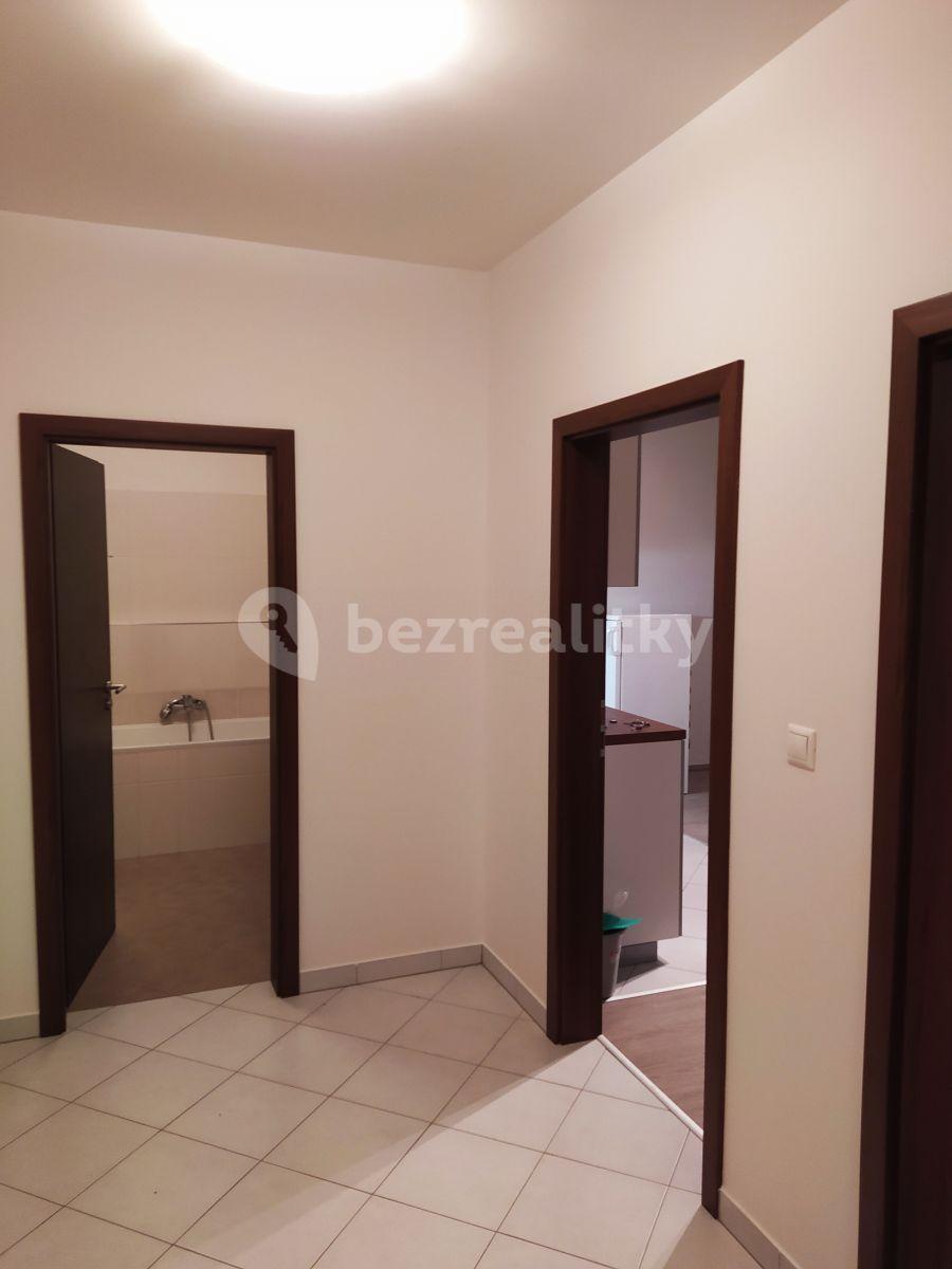 Prenájom bytu 2-izbový 56 m², Novostrašnická, Praha, Praha