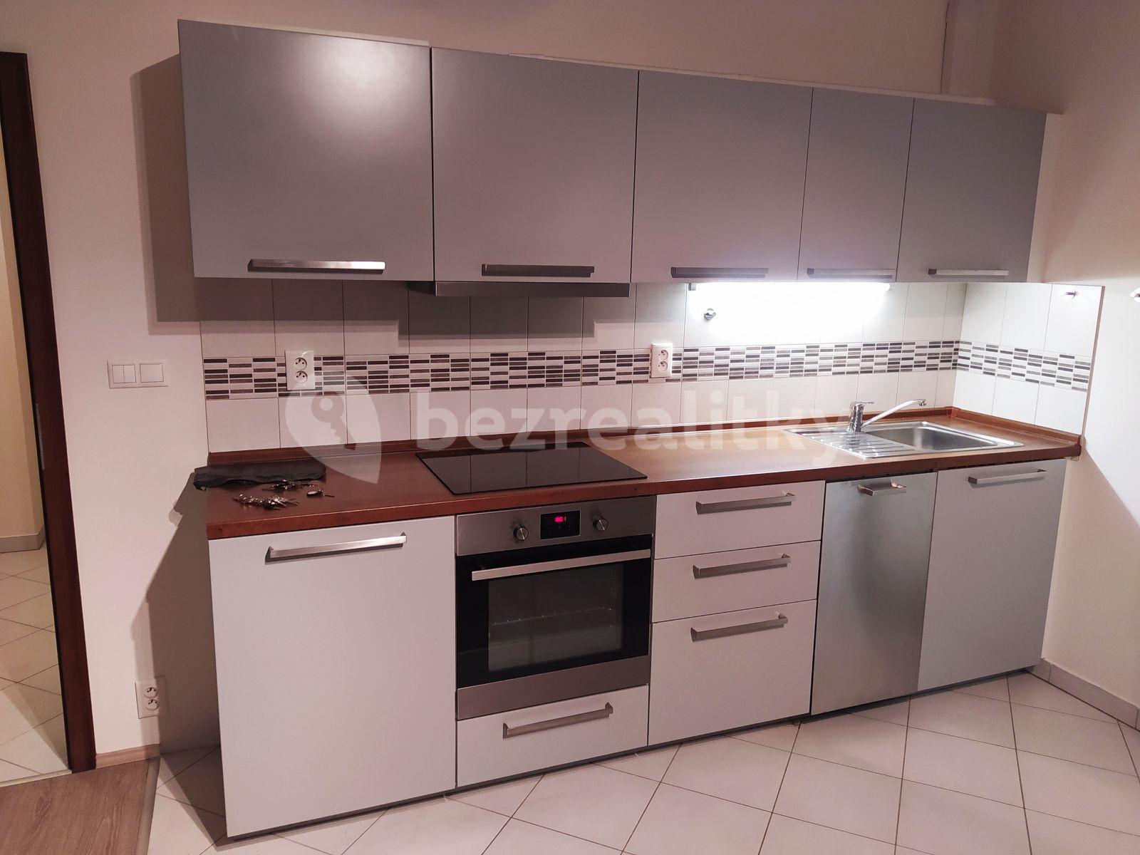 Prenájom bytu 2-izbový 56 m², Novostrašnická, Praha, Praha