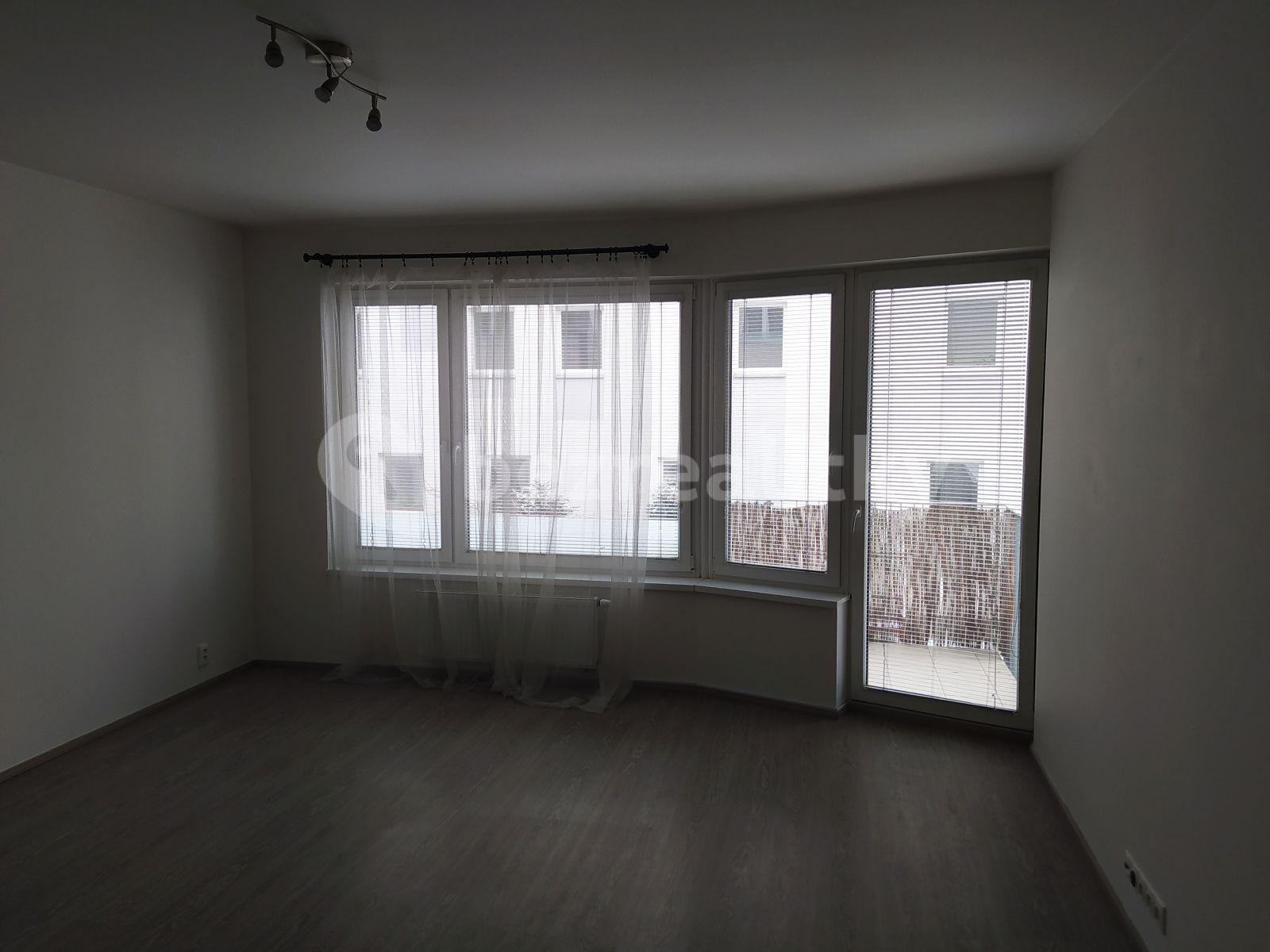 Prenájom bytu 2-izbový 56 m², Novostrašnická, Praha, Praha