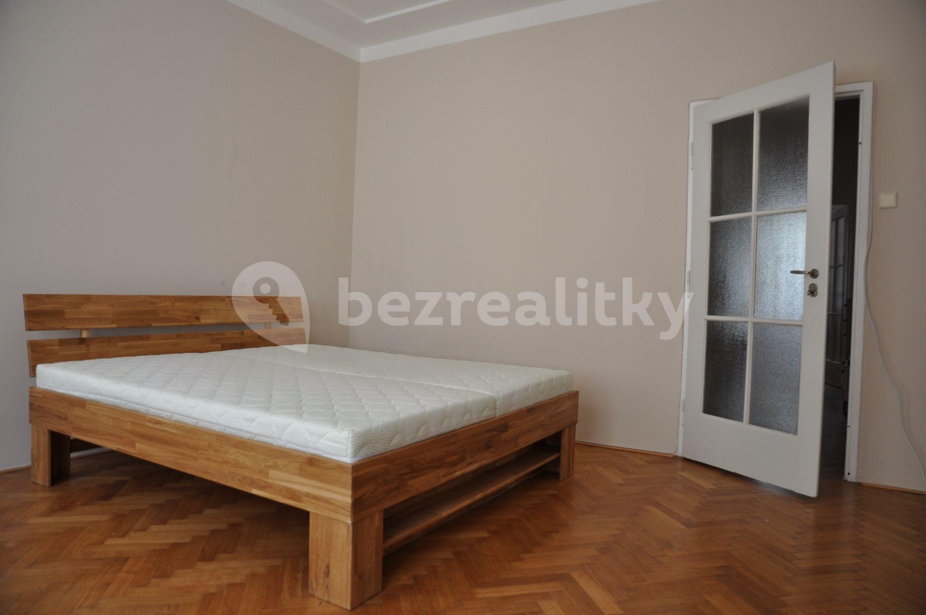 Prenájom bytu 2-izbový 68 m², Školská, Praha, Praha