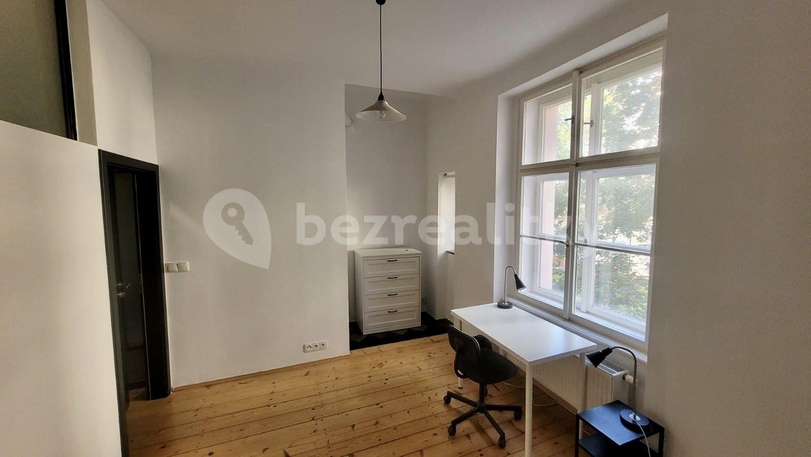 Prenájom bytu 2-izbový 60 m², Křížkovského, Praha, Praha