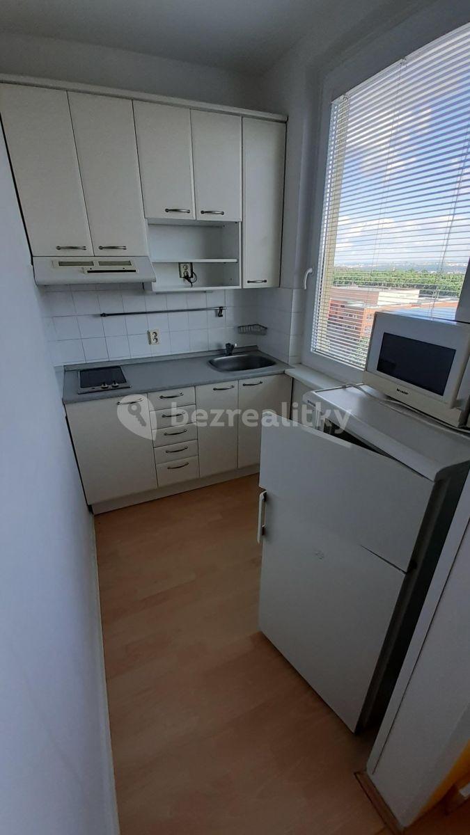 Prenájom bytu 1-izbový 30 m², Mazurská, Praha, Praha