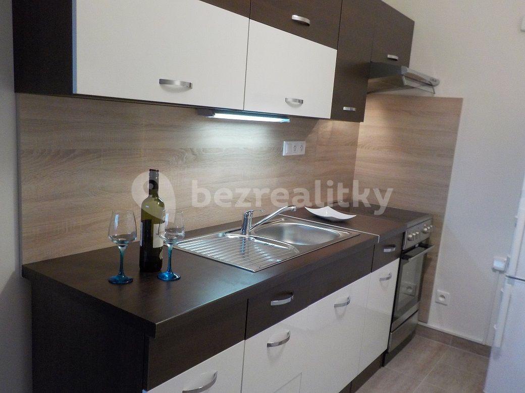 Prenájom bytu Garsoniéra 33 m², Janovská, Praha, Praha