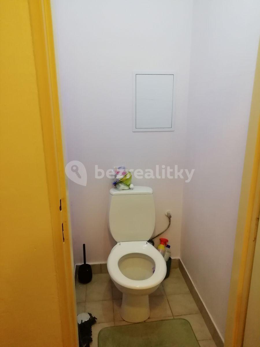 Prenájom bytu 2-izbový 47 m², Roškotova, Praha, Praha