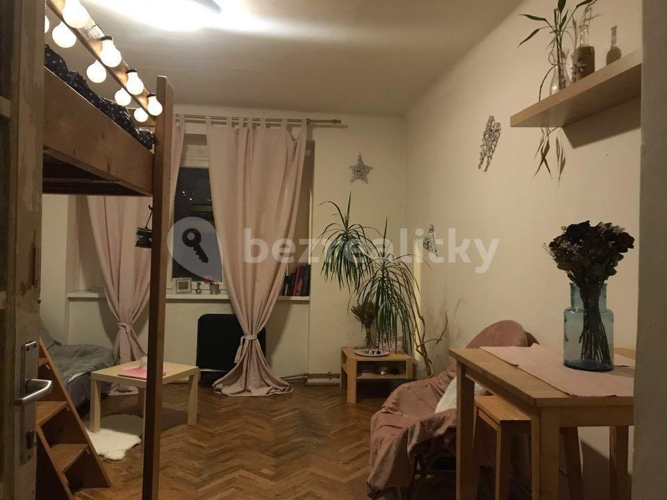 Prenájom bytu 1-izbový 26 m², Kolbenova, Praha, Praha