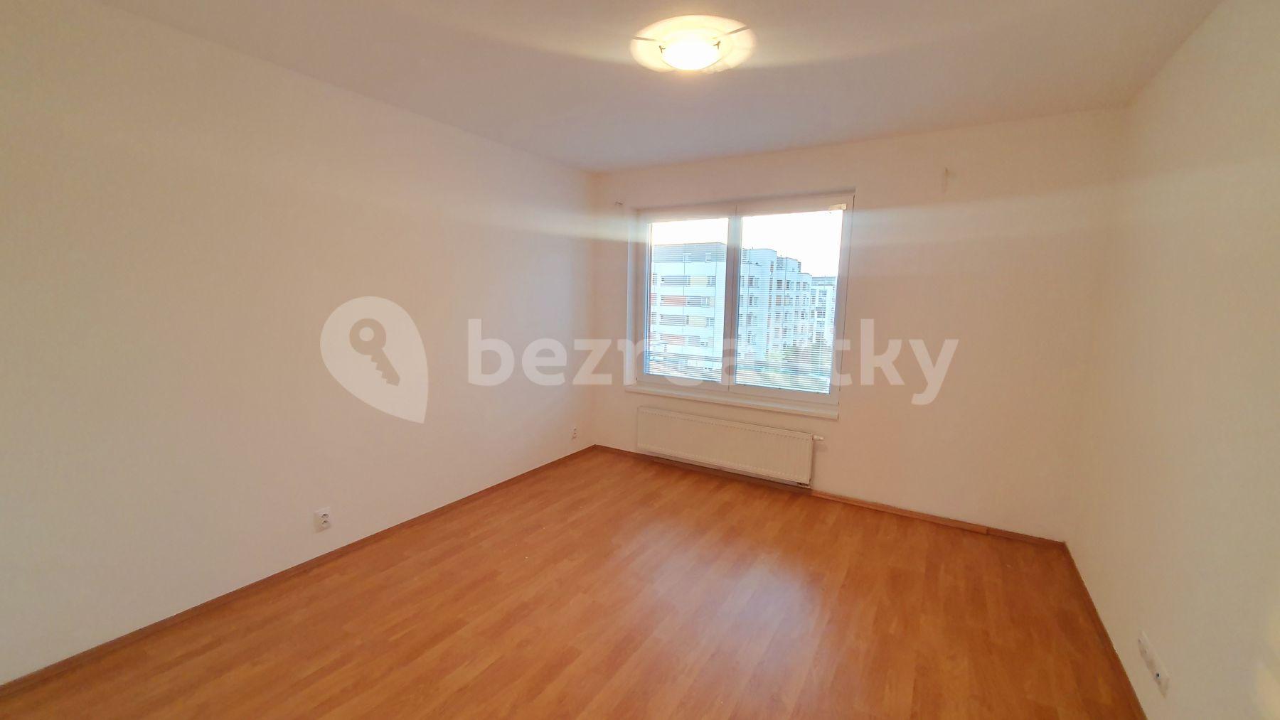 Prenájom bytu 3-izbový 103 m², Sazovická, Praha, Praha