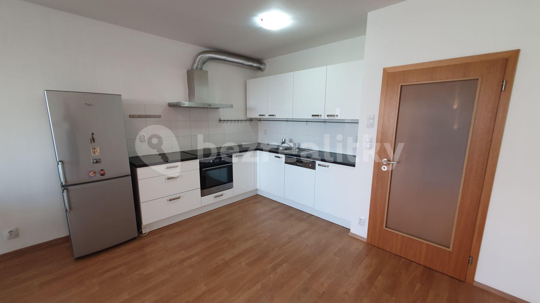 Prenájom bytu 3-izbový 103 m², Sazovická, Praha, Praha