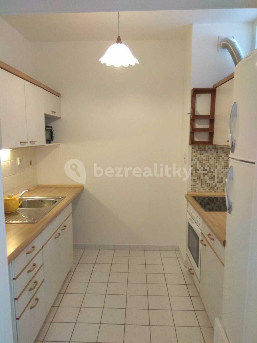 Prenájom bytu 1-izbový 54 m², Praha, Praha