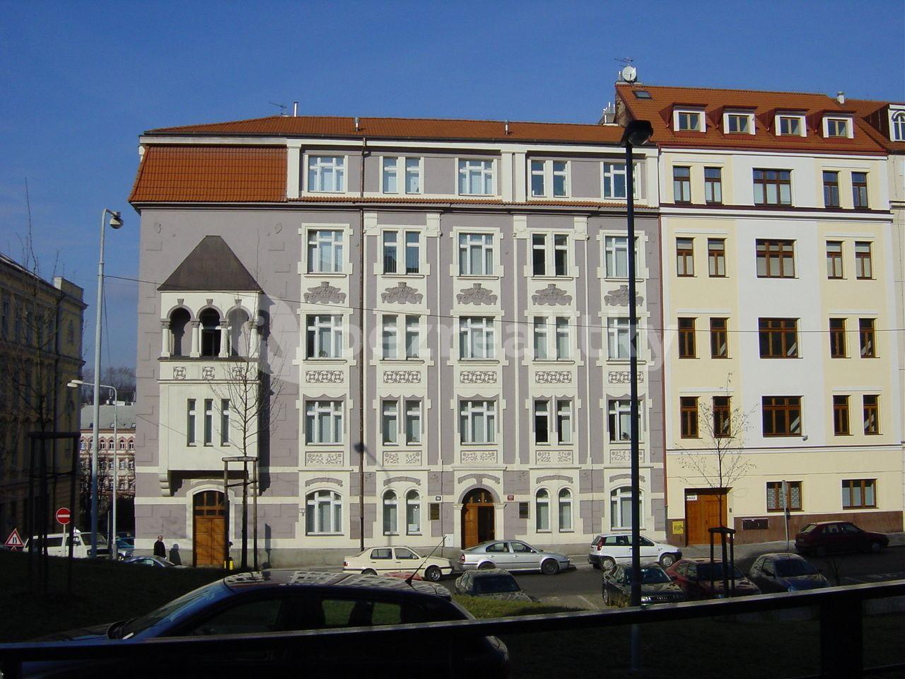 Prenájom kancelárie 54 m², Jeseniova, Praha, Praha