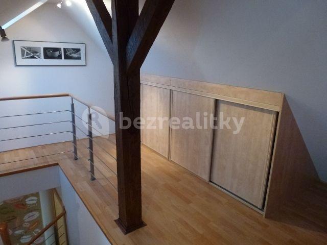 Prenájom bytu 3-izbový 86 m², V Podluží, Praha, Praha