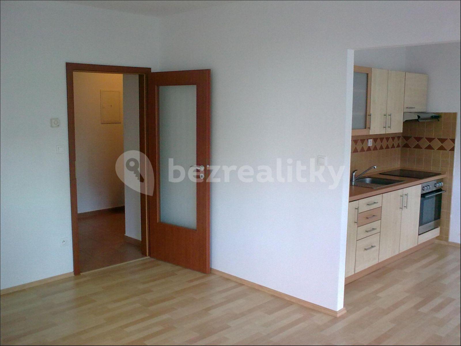 Prenájom bytu 1-izbový 45 m², Plánická, Klatovy, Plzeňský kraj