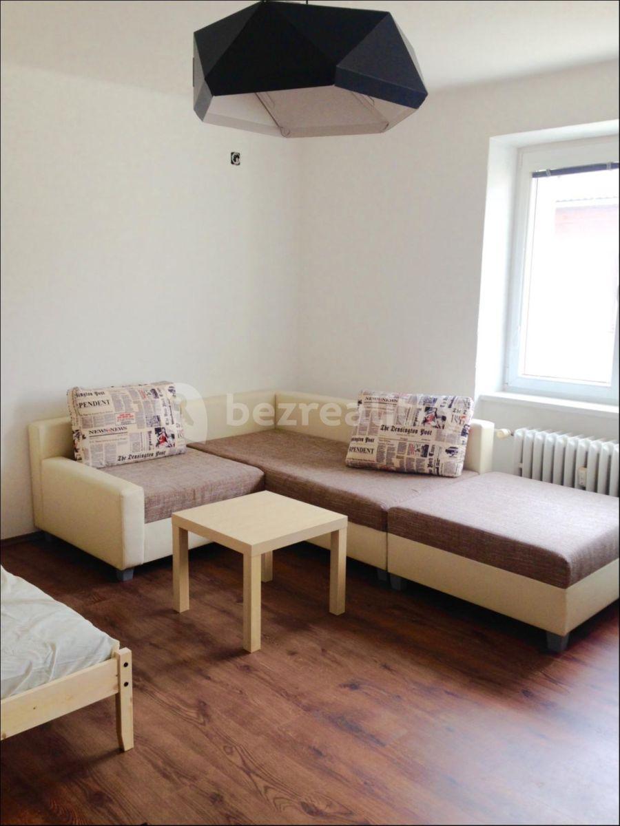 Prenájom bytu 1-izbový 27 m², Pionýrů, Ústí nad Labem, Ústecký kraj