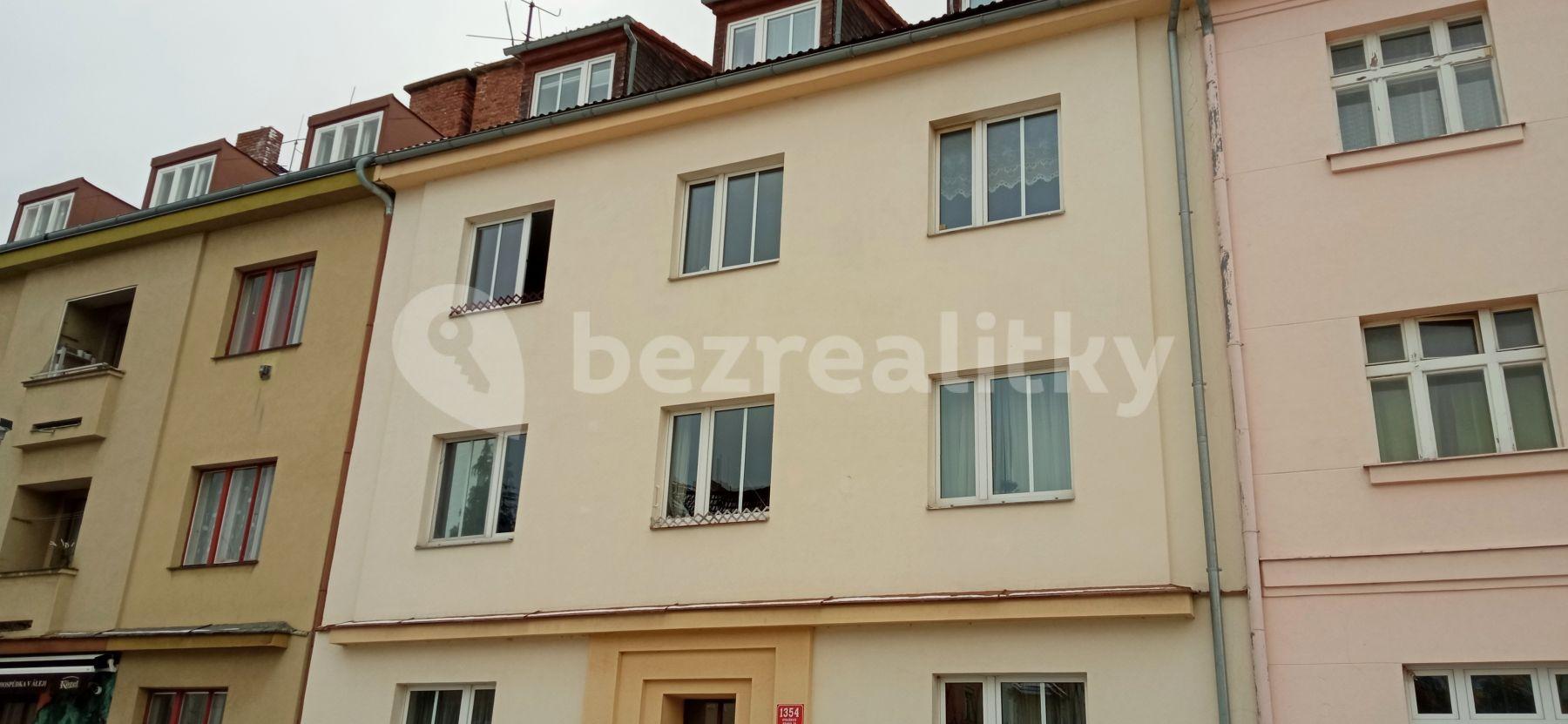 Prenájom bytu 2-izbový 47 m², Kounická, Praha, Praha