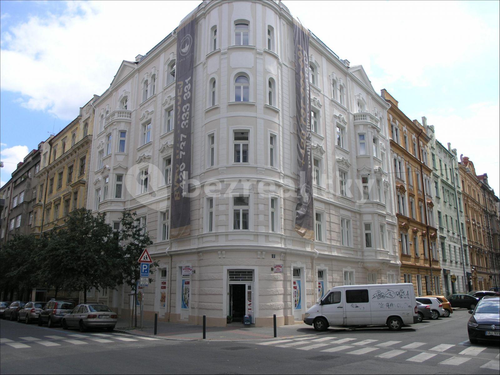 Prenájom bytu 1-izbový 34 m², Šimáčkova, Praha, Praha