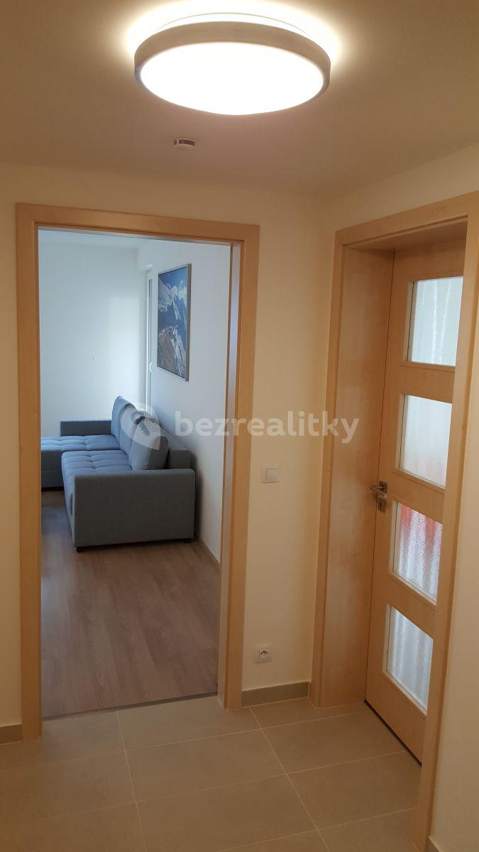 Prenájom bytu 2-izbový 63 m², Na zlatě, Praha, Praha