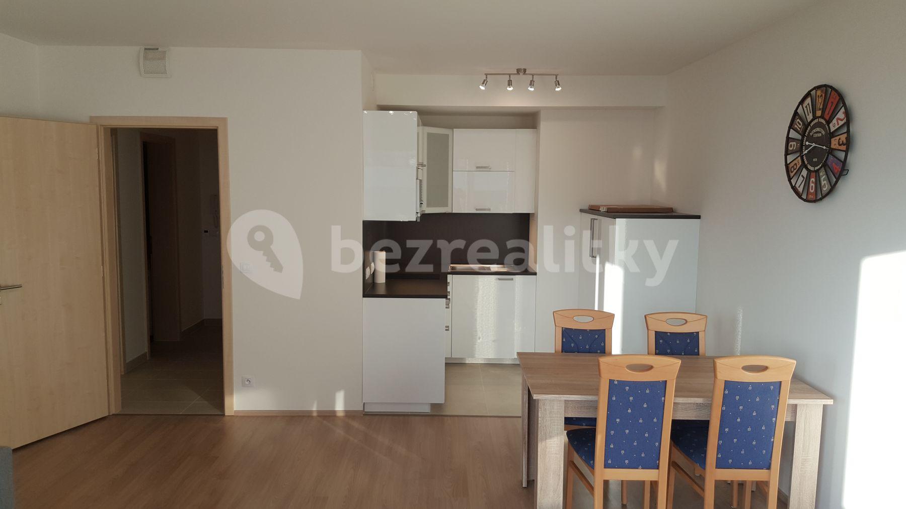 Prenájom bytu 2-izbový 63 m², Na zlatě, Praha, Praha