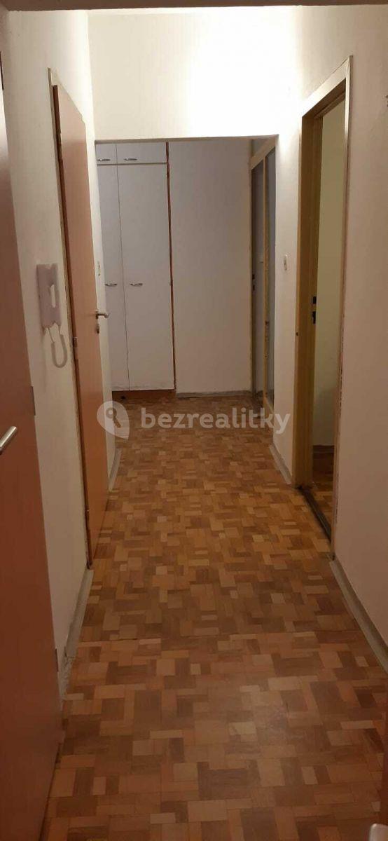 Prenájom bytu 2-izbový 56 m², Luční, Zlín, Zlínský kraj