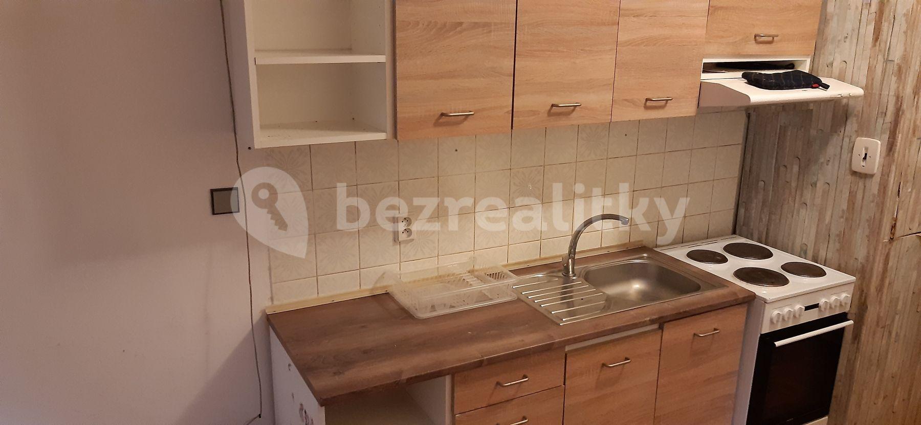 Prenájom bytu 2-izbový 56 m², Luční, Zlín, Zlínský kraj