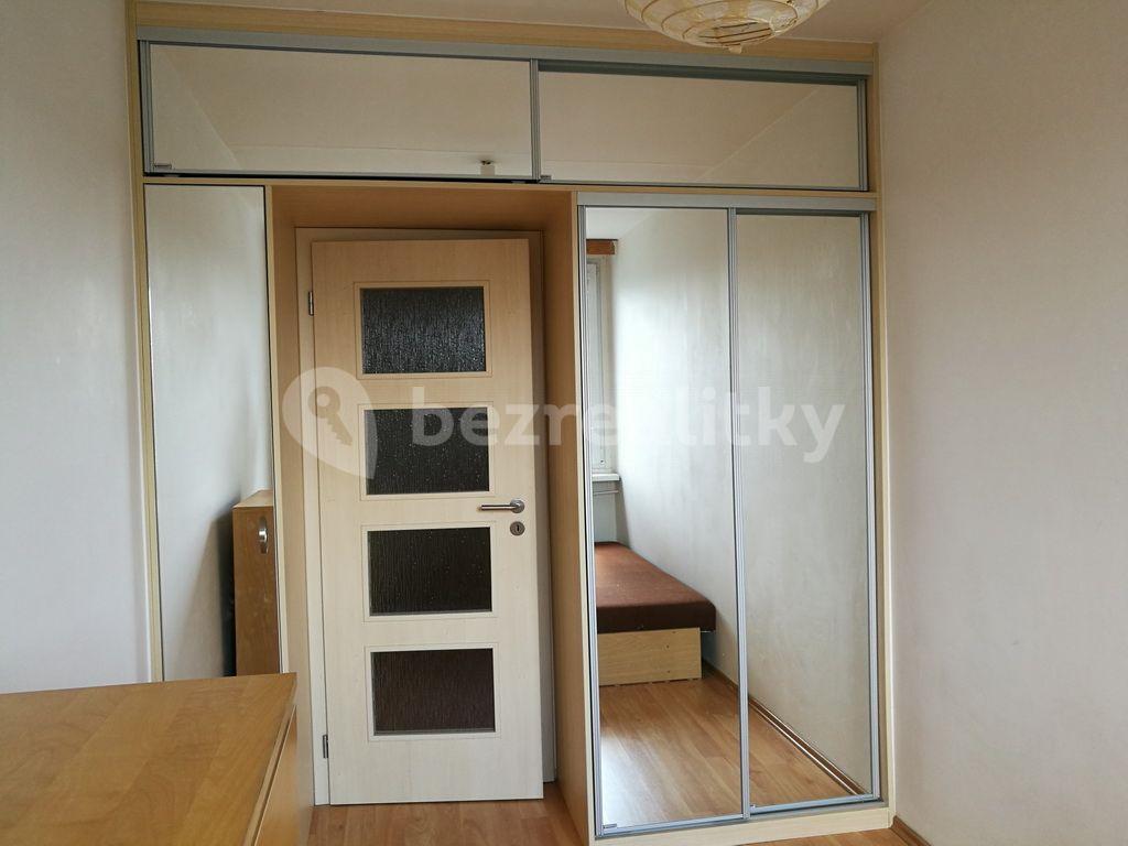 Prenájom bytu 3-izbový 72 m², Cyprichova, Praha, Praha