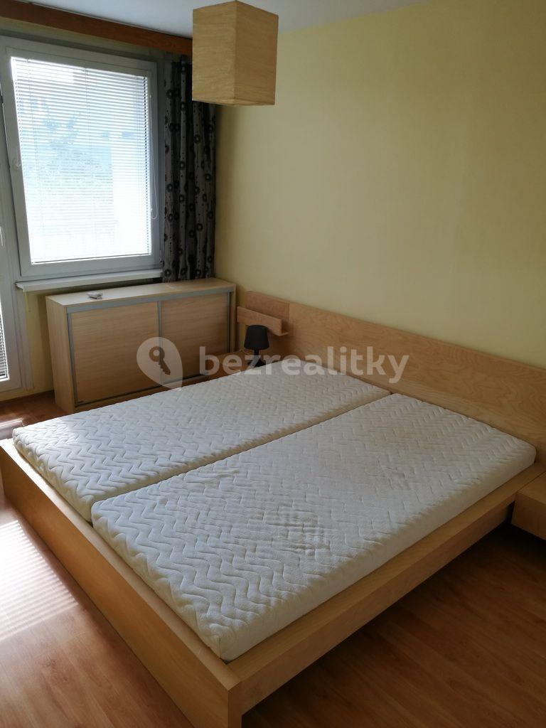 Prenájom bytu 3-izbový 72 m², Cyprichova, Praha, Praha