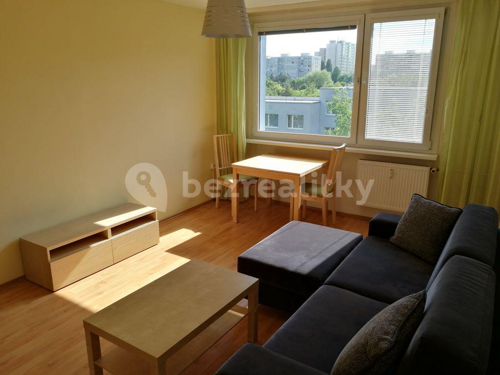 Prenájom bytu 3-izbový 72 m², Cyprichova, Praha, Praha