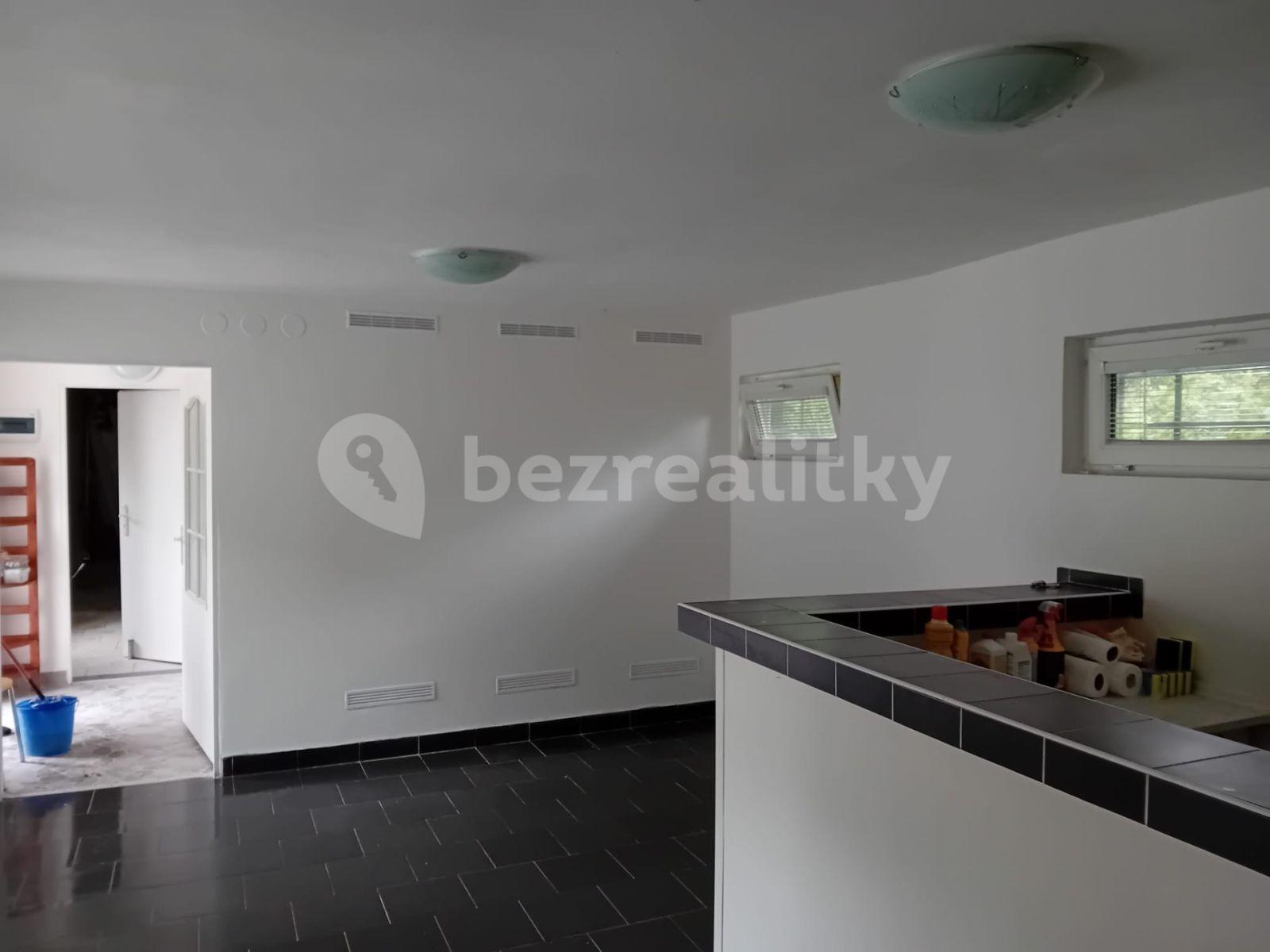 Prenájom nebytového priestoru 77 m², Slivenecká, Praha, Praha