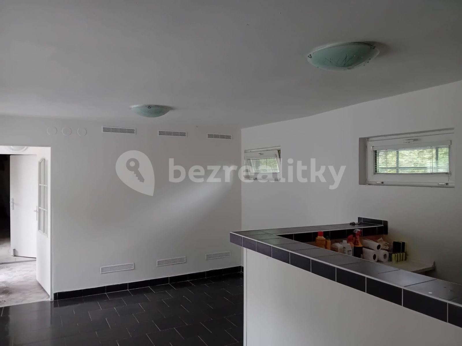 Prenájom nebytového priestoru 77 m², Slivenecká, Praha, Praha