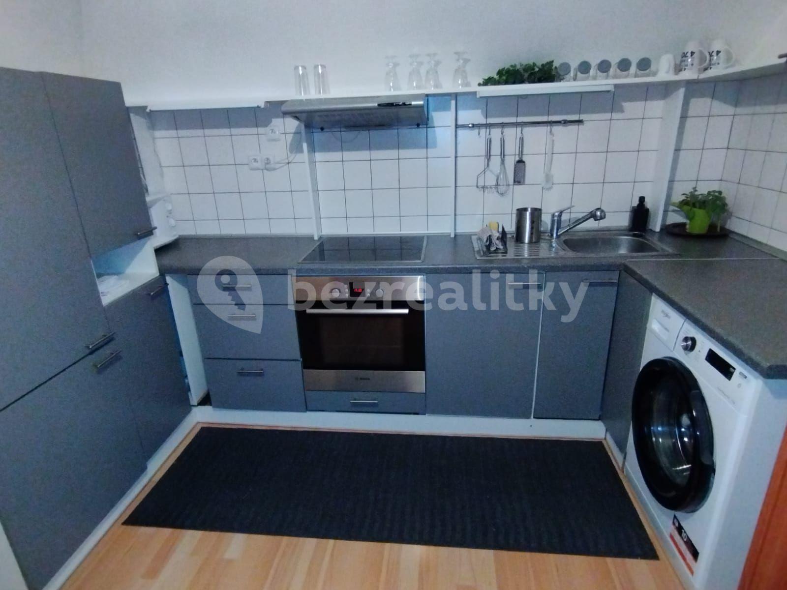 Prenájom bytu 2-izbový 36 m², Na Okraji, Praha, Praha