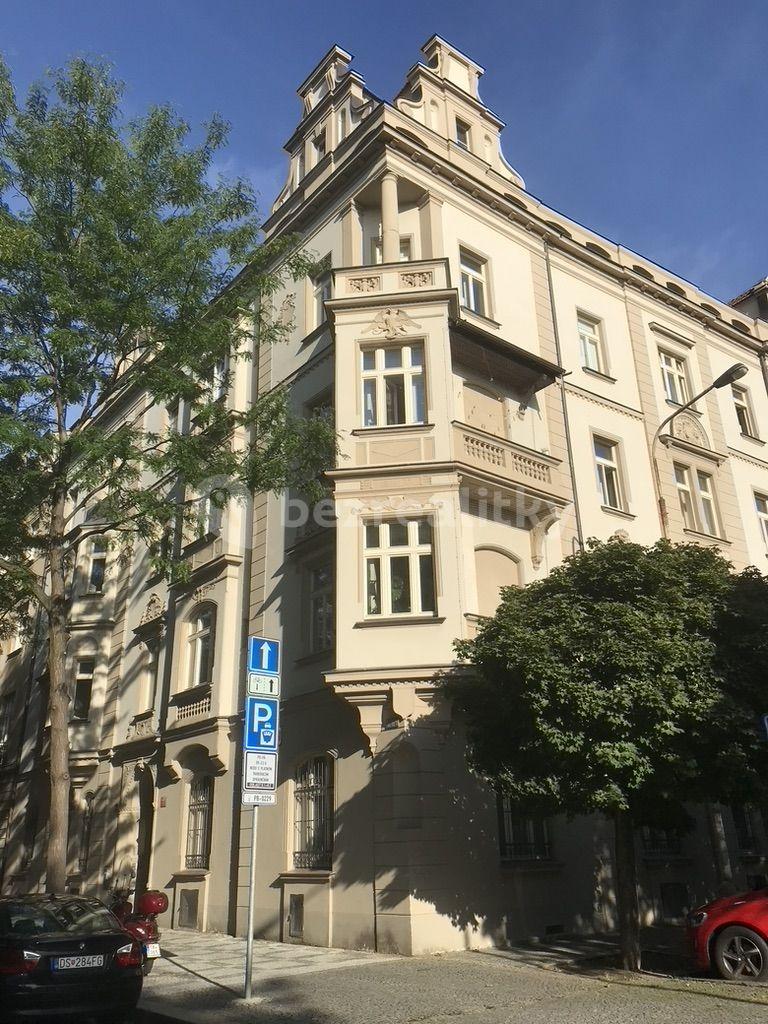 Prenájom bytu 2-izbový 50 m², Křižíkova, Praha, Praha